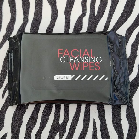 3/$12 Makeup Removal Facial Wipes-25 Wipes - Picture 1 of 3